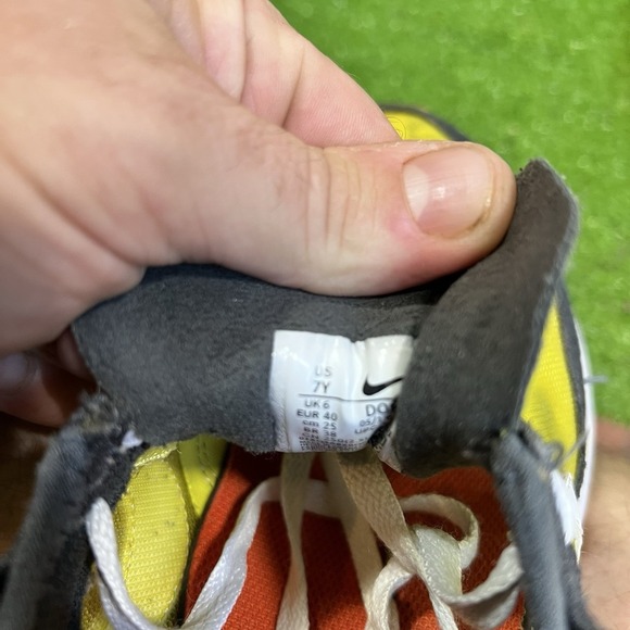 Youth Size 7 Nike Running Shoes Waffle Debut Yellow "go The Extra Smile" - Picture 12 of 12